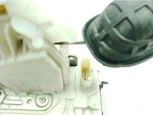 A2047201535, A0997200135 CERRADURA PUERTA LAT DEL IZQ MERCEDES BENZ CLASE E (W212)|Desguaces La Cabaña