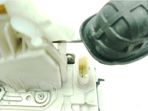 A2047201535, A0997200135 CERRADURA PUERTA LAT DEL IZQ MERCEDES BENZ CLASE E (W212)|Desguaces La Cabaña