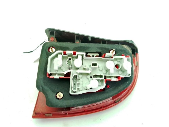 PILOTO TRA IZQ EXT VW PASSAT Variant (3B6)|Desguaces La Cabaña