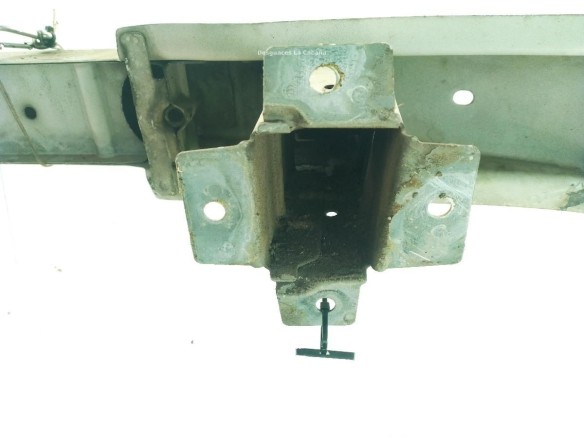 TRAVIESA DEL RENAULT TRAFIC II Furgón (FL)|Desguaces La Cabaña