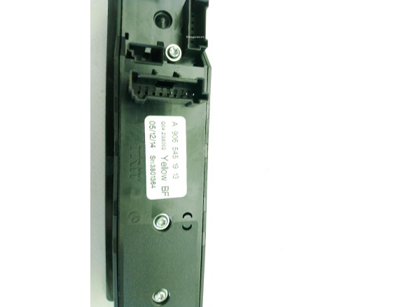 A9065451913 MANDO ELEVALUNAS PUERTA LAT DEL DER MERCEDES BENZ SPRINTER 3-t Furgón (906)|Desguaces La Cabaña