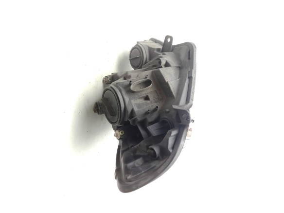 A9068202461 FARO DERECHO MERCEDES BENZ SPRINTER 3-t Furgón (906)|Desguaces La Cabaña