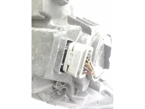 A9068202461 FARO DERECHO MERCEDES BENZ SPRINTER 3-t Furgón (906)|Desguaces La Cabaña