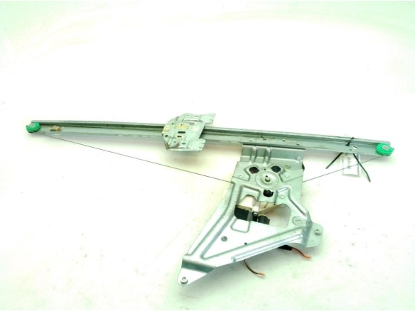 A9067200146, A0068205542 ELEVALUNAS PUERTA LAT DEL DER MERCEDES BENZ SPRINTER 3-t Furgón (906)|Desguaces La Cabaña