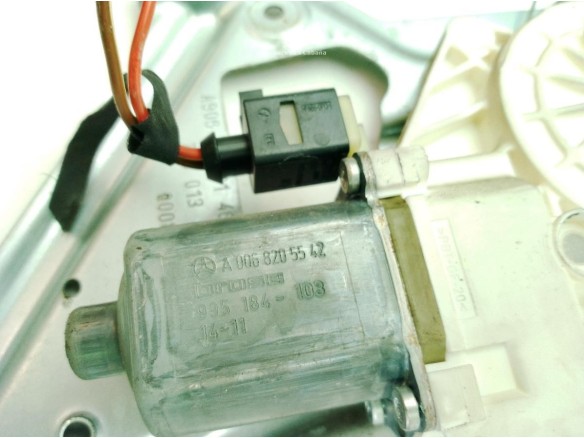 A9067200146, A0068205542 ELEVALUNAS PUERTA LAT DEL DER MERCEDES BENZ SPRINTER 3-t Furgón (906)|Desguaces La Cabaña