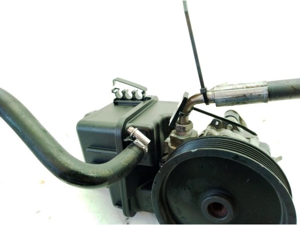 A0064667801, BOMBA DIRECCION MERCEDES BENZ SPRINTER 3-t Furgón (906)|Desguaces La Cabaña