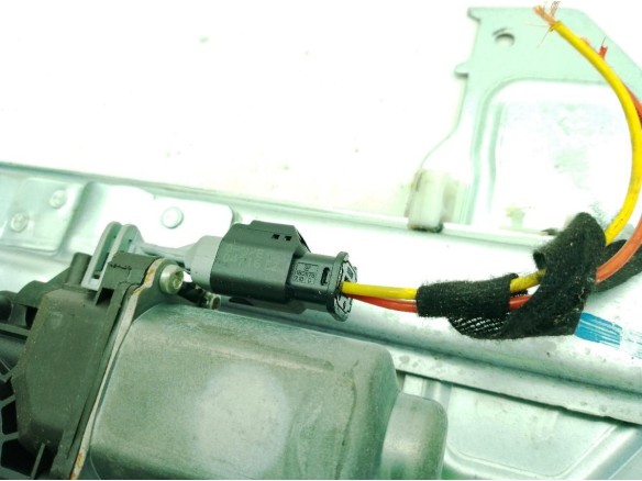 9222EQ ELEVALUNAS PUERTA LAT DEL DER PEUGEOT PARTNER Tepee|Desguaces La Cabaña