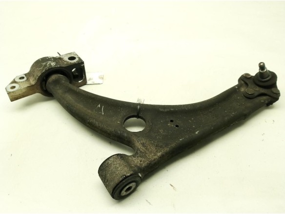 273C0761  BRAZO SUSPENSION DEL IZQ SUP VW PASSAT CC (357)|Desguaces La Cabaña