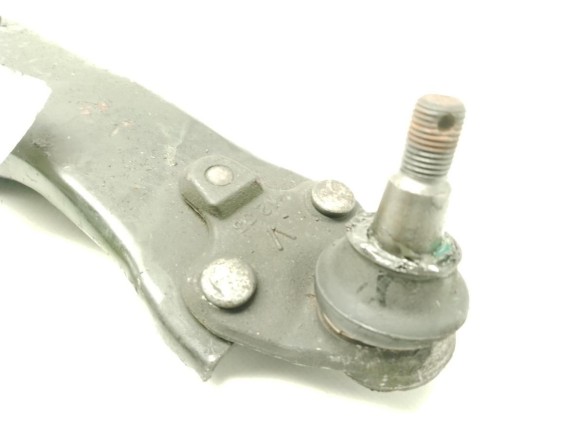 BRAZO SUSPENSION DEL DER INF TOYOTA AVENSIS (_T25_)|Desguaces La Cabaña