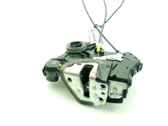 6904002210 CERRADURA PUERTA LAT DEL IZQ TOYOTA AURIS (_E18_)|Desguaces La Cabaña