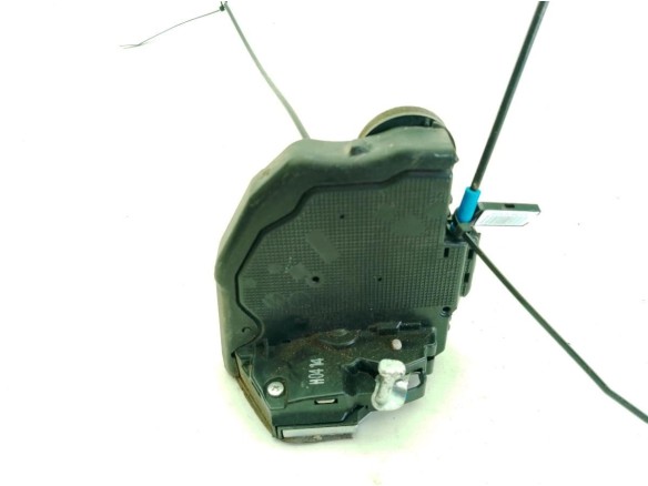 6905005050 CERRADURA PUERTA LAT TRA DER TOYOTA AURIS (_E18_)|Desguaces La Cabaña