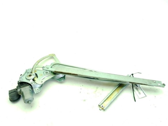 6981002450, 857100D100 ELEVALUNAS PUERTA LAT DEL DER TOYOTA AURIS (_E18_)|Desguaces La Cabaña