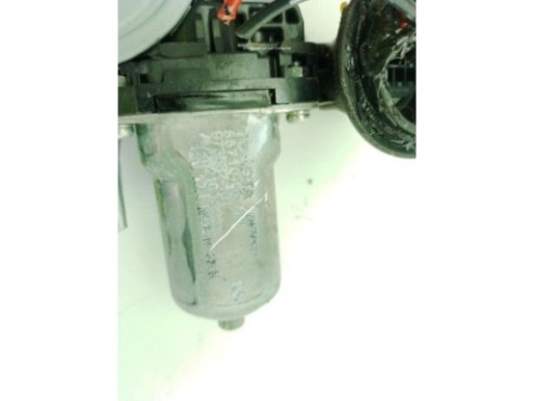 6981002450, 857100D100 ELEVALUNAS PUERTA LAT DEL DER TOYOTA AURIS (_E18_)|Desguaces La Cabaña