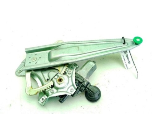 8531502490 BOTE LIMPIAPARABRISAS TOYOTA AURIS (_E18_)|Desguaces La Cabaña 2