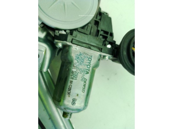 6984002210, 857100D100 ELEVALUNAS PUERTA LAT TRA IZQ TOYOTA AURIS (_E18_)|Desguaces La Cabaña