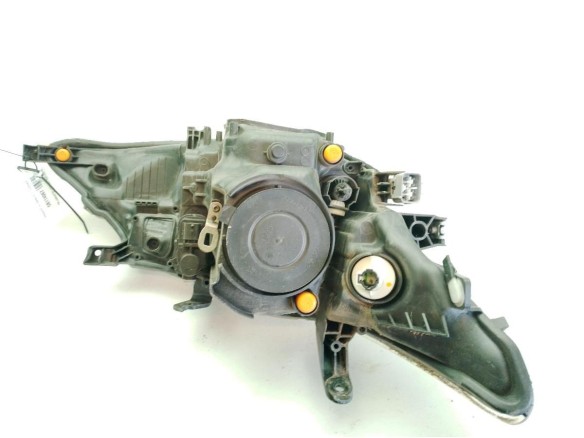 8117002J71, 8115002E21 FARO IZQUIERDO TOYOTA AURIS (_E18_)|Desguaces La Cabaña