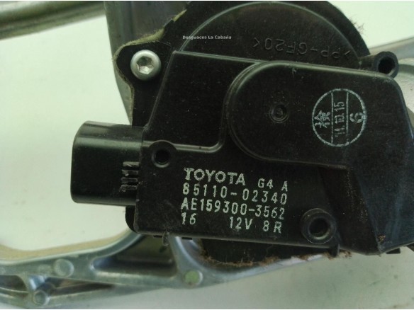 8511002340 MOTOR LIMPIAPARABRISAS DEL TOYOTA AURIS (_E18_)|Desguaces La Cabaña