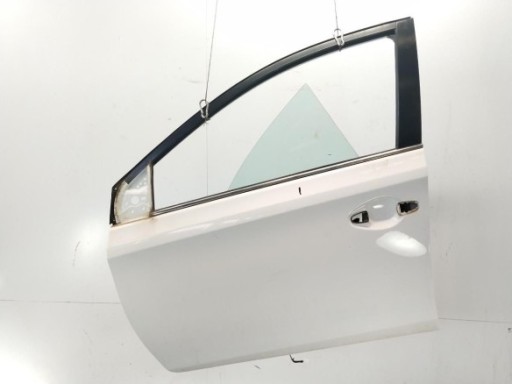 8531502490 BOTE LIMPIAPARABRISAS TOYOTA AURIS (_E18_)|Desguaces La Cabaña