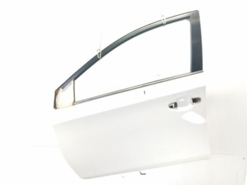 8531502490 BOTE LIMPIAPARABRISAS TOYOTA AURIS (_E18_)|Desguaces La Cabaña 2