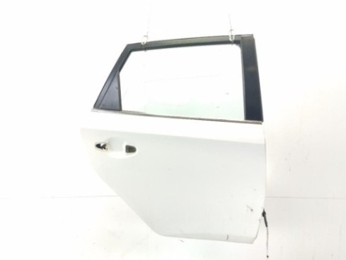 6700302380 PUERTA LAT TRA DER TOYOTA AURIS (_E18_)|Desguaces La Cabaña