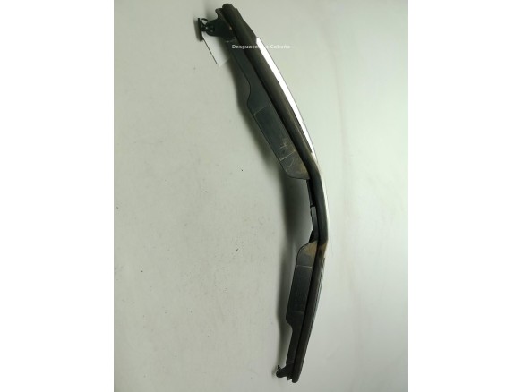 5311402260 REJILLA / CALANDRA TOYOTA AURIS (_E18_)|Desguaces La Cabaña