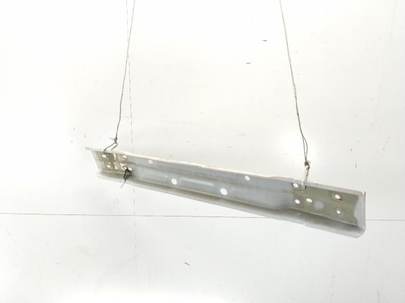 5217102170 TRAVIESA TRA TOYOTA AURIS (_E18_)|Desguaces La Cabaña