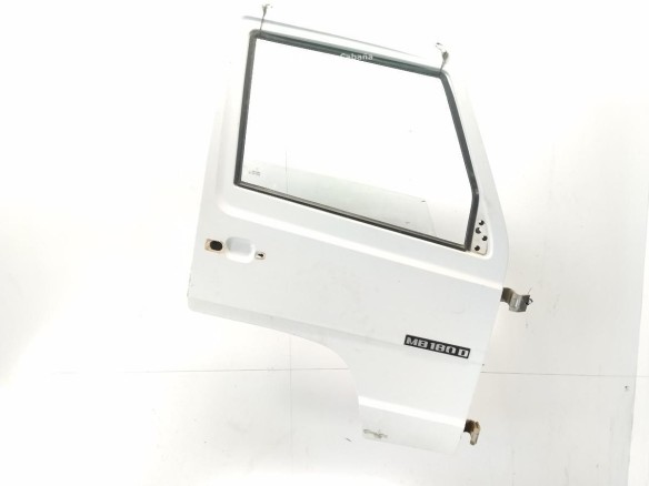   PUERTA LAT DEL DER MERCEDES BENZ 100 Furgón (631)|Desguaces La Cabaña