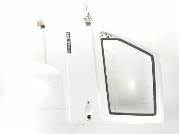   PUERTA LAT DEL IZQ MERCEDES BENZ 100 Furgón (631)|Desguaces La Cabaña