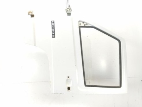   PUERTA TRA IZQ CARGA MERCEDES BENZ 100 Furgón (631)|Desguaces La Cabaña 2