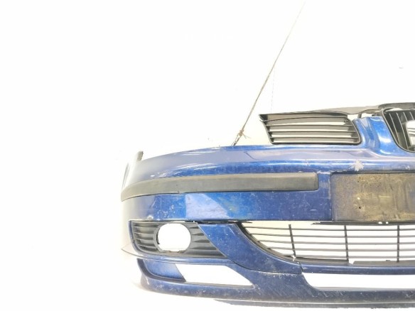 1M0807217DKGRU PARAGOLPES DEL SEAT LEON (1M1)|Desguaces La Cabaña