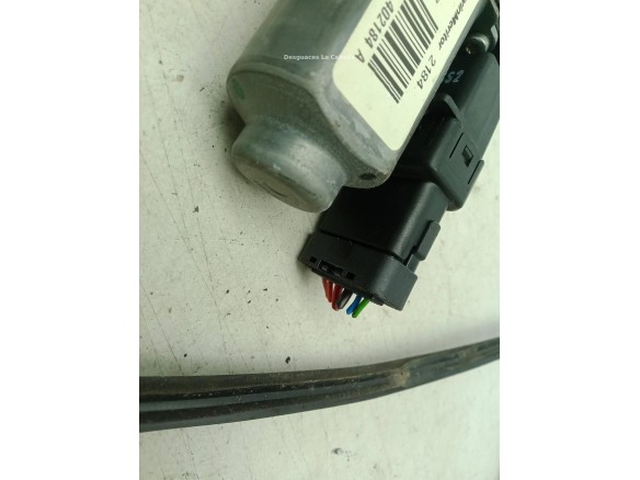 824811H300 ELEVALUNAS PUERTA LAT DEL DER KIA PRO CEE'D (ED)|Desguaces La Cabaña