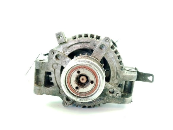 270600G011, 2010806060 ALTERNADOR TOYOTA AVENSIS Sedán (_T25_)|Desguaces La Cabaña
