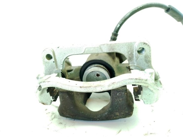 440013972R PINZA TRA DER RENAULT MASTER III Furgón (FV)|Desguaces La Cabaña