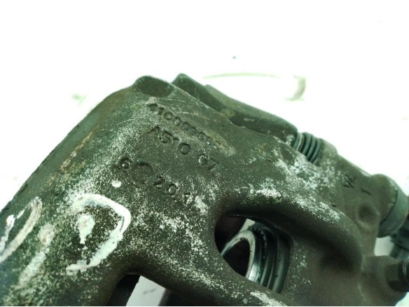 410013165R PINZA DEL DER RENAULT MASTER III Furgón (FV)|Desguaces La Cabaña