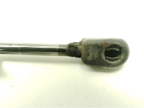 AMORTIGUADOR PORTON / TAPA MALETA AUDI A6 (4A2, C4)|Desguaces La Cabaña