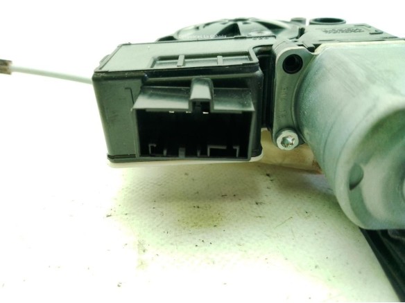 5F4839462D, 5Q0959812A ELEVALUNAS PUERTA LAT TRA DER SEAT LEON (5F1)|Desguaces La Cabaña