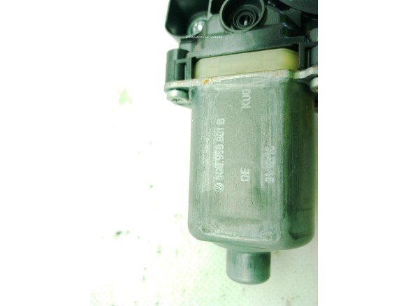 5F4837461D, 5Q0959801B ELEVALUNAS PUERTA LAT DEL IZQ SEAT LEON (5F1)|Desguaces La Cabaña