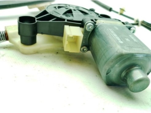 5F4837462D, 5Q0959802B ELEVALUNAS PUERTA LAT DEL DER SEAT LEON (5F1)|Desguaces La Cabaña