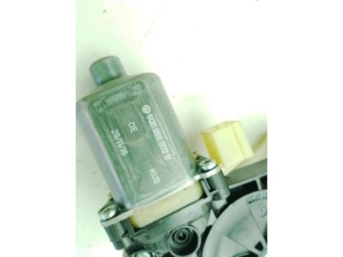 5F4837462D, 5Q0959802B ELEVALUNAS PUERTA LAT DEL DER SEAT LEON (5F1)|Desguaces La Cabaña