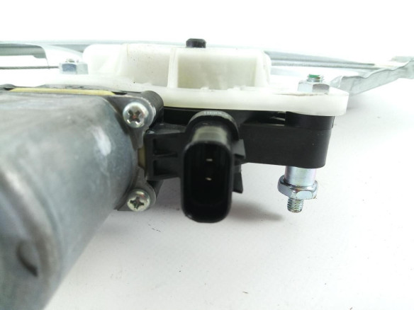 ELEVALUNAS PUERTA LAT DEL DER HYUNDAI KONA (OS) |Desguaces La Cabaña