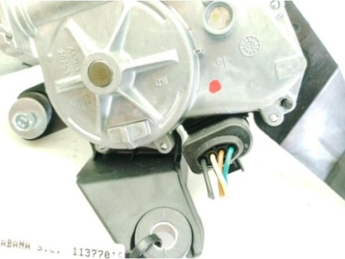 987001P000 MOTOR LIMPIAPARABRISAS TRA KIA VENGA (YN)|Desguaces La Cabaña