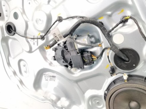 824711P000 ELEVALUNAS PUERTA LAT DEL IZQ KIA VENGA (YN)|Desguaces La Cabaña