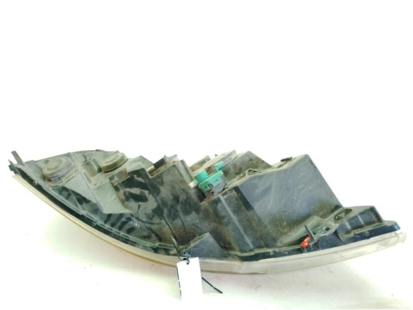 260108490R FARO DERECHO RENAULT MASTER III Furgón (FV)|Desguaces La Cabaña