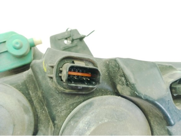 260108490R FARO DERECHO RENAULT MASTER III Furgón (FV)|Desguaces La Cabaña