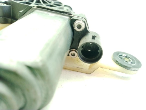 807200008R ELEVALUNAS PUERTA LAT DEL DER RENAULT MASTER III Furgón (FV)|Desguaces La Cabaña