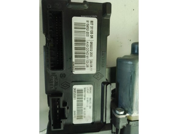 807212569R, 807311050R ELEVALUNAS PUERTA LAT DEL IZQ RENAULT GRAND SCENIC III (JZ0/1_)|Desguaces La Cabaña