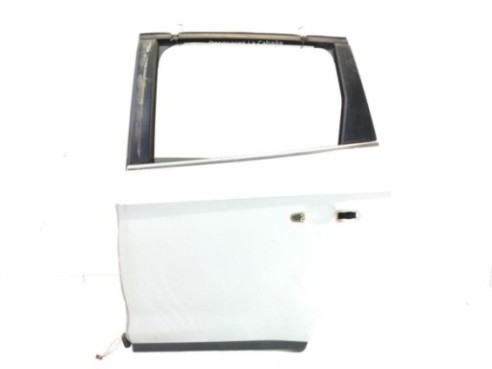 1520944 PUERTA LAT TRA DER FORD KUGA I|Desguaces La Cabaña 2