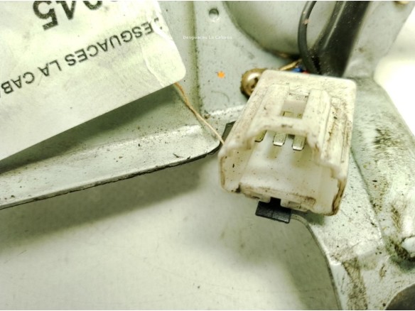 MOTOR LIMPIAPARABRISAS TRA NISSAN PATROL GR V Wagon (Y61)|Desguaces La Cabaña