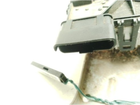 MOTOR LIMPIAPARABRISAS DEL DACIA DUSTER|Desguaces La Cabaña