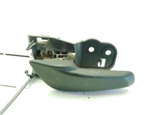   MANILLA PUERTA LAT DEL IZQ INT IVECO DAILY VI Furgón|Desguaces La Cabaña